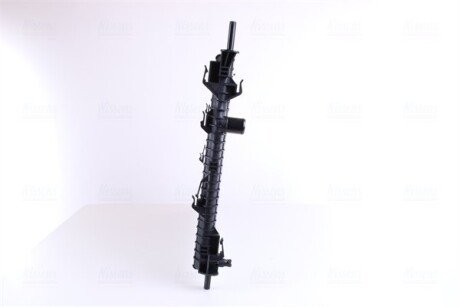 Радиатор охлаждения двигателя nissens 606537