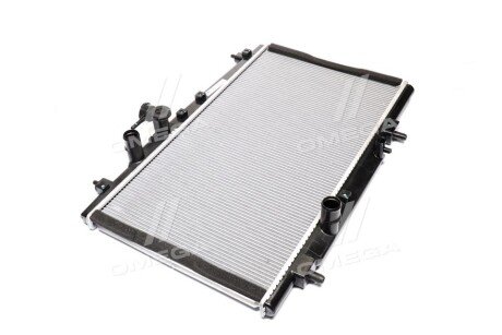 Радиатор охлаждения двигателя nissens 606668