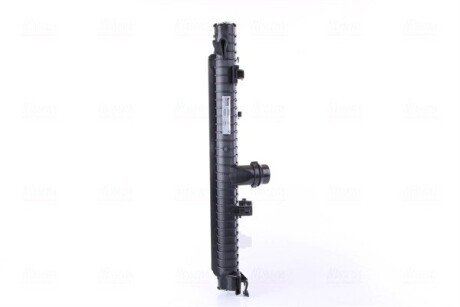 Радиатор охлаждения двигателя nissens 606785