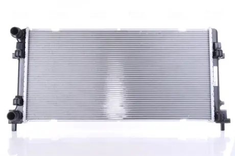Радиатор охлаждения двигателя nissens 606809 Шкода Рапид