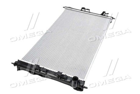 Радиатор охлаждения двигателя nissens 606855