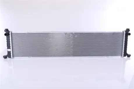 Радіатор охолодження двигуна nissens 606915