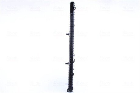 Радіатор охолодження двигуна nissens 606979