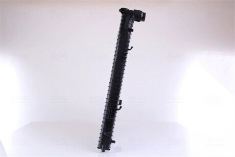 Радіатор охолодження двигуна nissens 60819