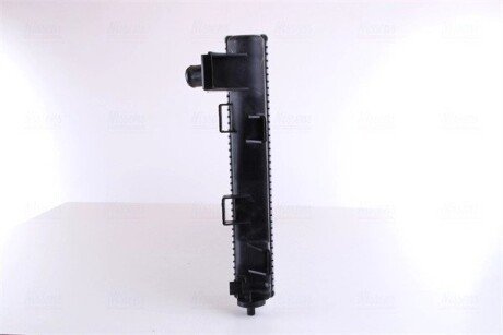 Радиатор охлаждения двигателя nissens 609771