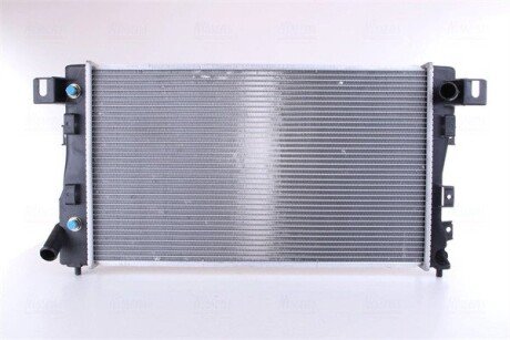 Радиатор охлаждения двигателя nissens 609771