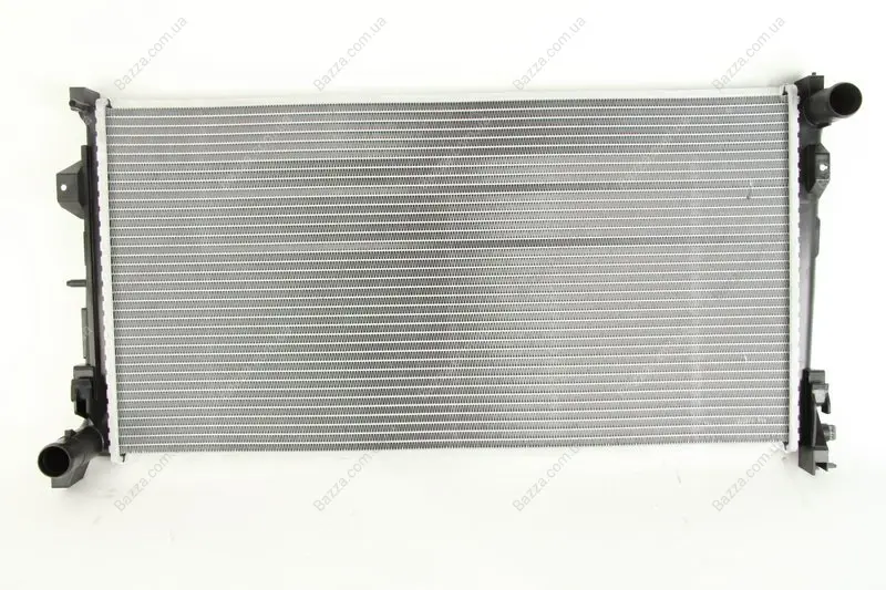 Радіатор охолодження двигуна Nissens 61018A (фото 1)