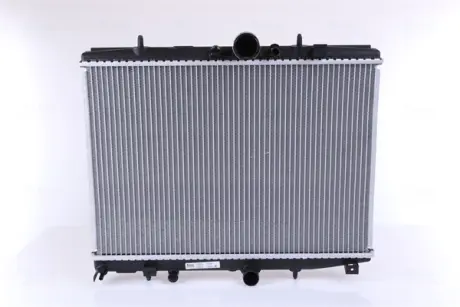 Радіатор охолодження двигуна Nissens 61292A