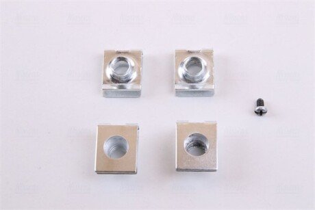 Радиатор охлаждения двигателя nissens 61645