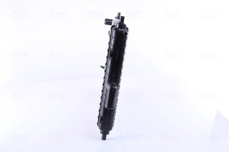 Радиатор охлаждения двигателя nissens 61646