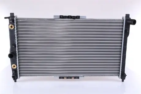 Радиатор охлаждения двигателя nissens 616591