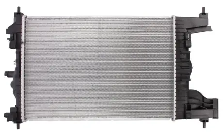 Радіатор охолодження двигуна Nissens 616903