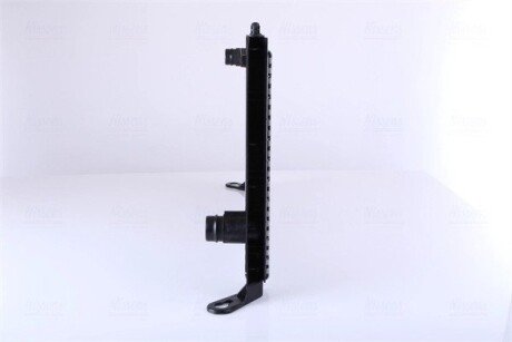 Радиатор охлаждения двигателя nissens 61883A