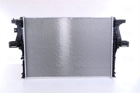Радиатор охлаждения двигателя nissens 61988