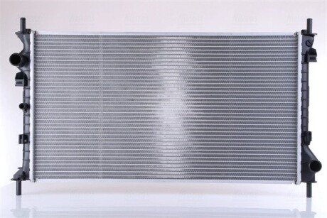 Радиатор охлаждения двигателя nissens 62021A