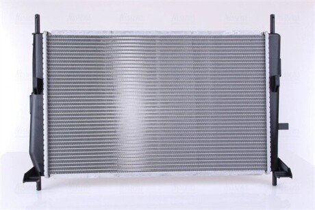 Радиатор охлаждения двигателя nissens 62056A