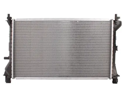 Радиатор охлаждения двигателя nissens 62075A