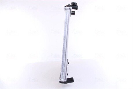 Радиатор охлаждения двигателя nissens 62246A