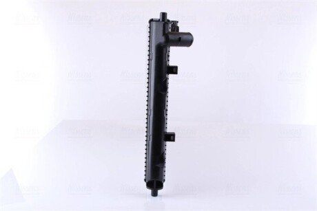 Радиатор охлаждения двигателя nissens 62382A