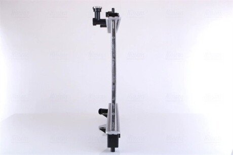 Радиатор охлаждения двигателя nissens 62464A