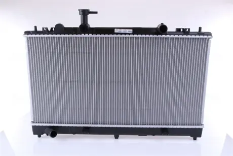 Радиатор охлаждения двигателя nissens 62466A