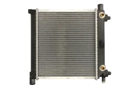 Радиатор охлаждения двигателя nissens 62550 Мерседес W124