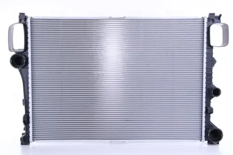 Радиатор охлаждения двигателя nissens 627025