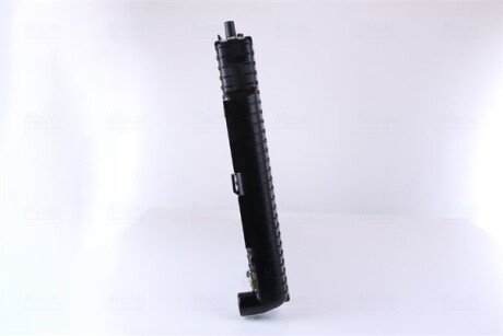 Радіатор охолодження двигуна nissens 62714A