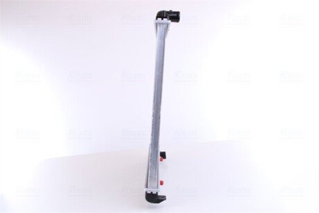 Радиатор охлаждения двигателя nissens 62855