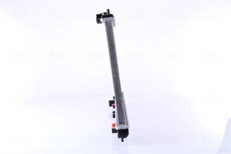 Радиатор охлаждения двигателя nissens 62869A