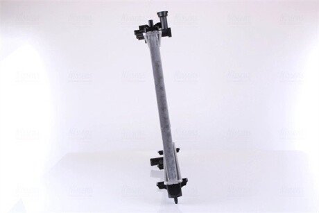 Радиатор охлаждения двигателя nissens 628987