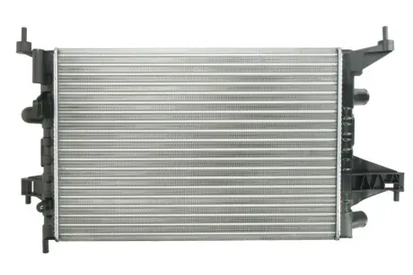 Радіатор охолодження двигуна Nissens 63007