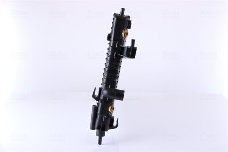 Радиатор охлаждения двигателя nissens 63018