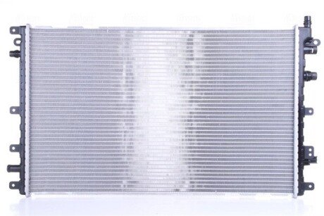 Радіатор охолодження двигуна nissens 630772