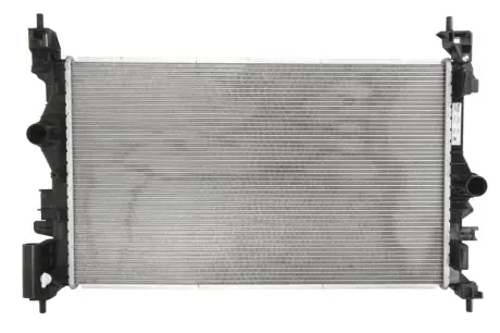 Радіатор охолодження двигуна Nissens 630783