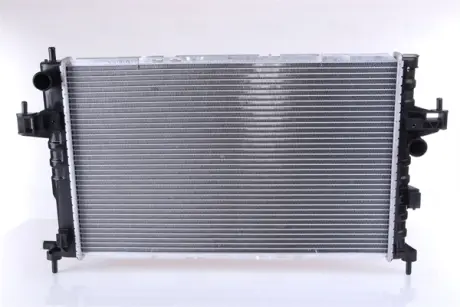Радіатор охолодження двигуна Nissens 630802