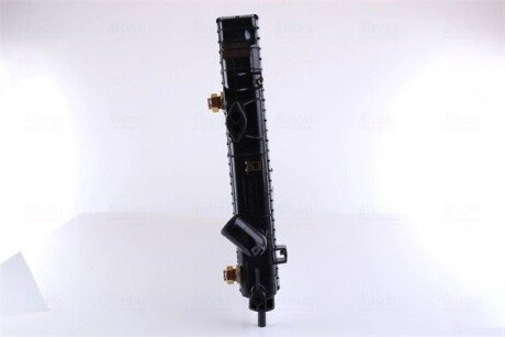 Радиатор охлаждения двигателя nissens 63115A