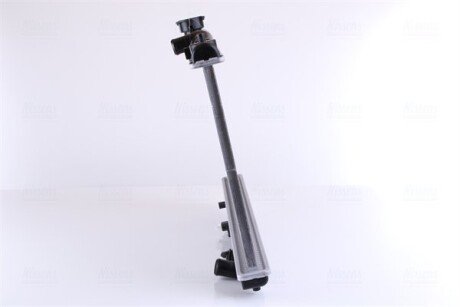 Радіатор охолодження двигуна nissens 63304