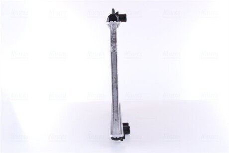 Радиатор охлаждения двигателя nissens 63502A