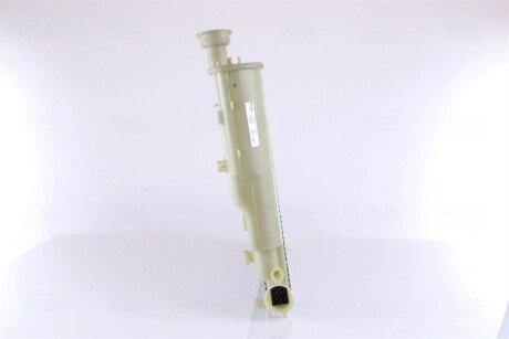 Радіатор охолодження двигуна nissens 63528