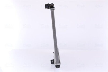 Радіатор охолодження двигуна nissens 636043