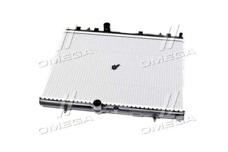 Радиатор охлаждения двигателя nissens 63606A