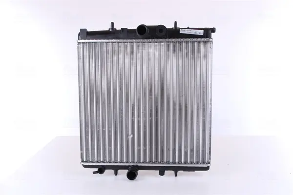 Радіатор охолодження двигуна Nissens 63708A (фото 1)