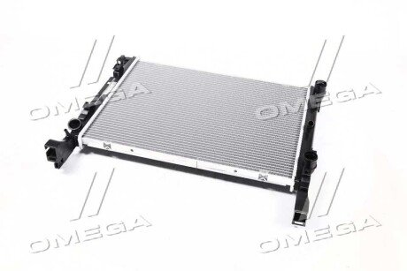 Радіатор охолодження двигуна nissens 637628