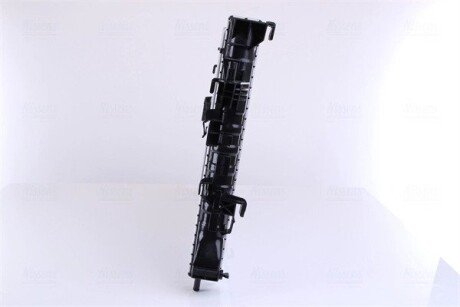 Радиатор охлаждения двигателя nissens 637642