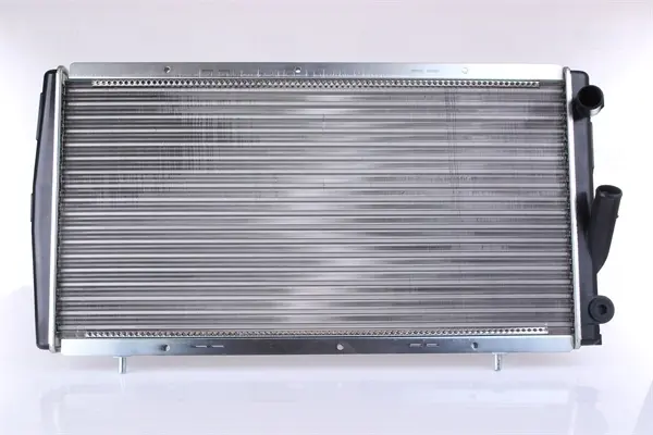 Радиатор охлаждения двигателя nissens 63911A