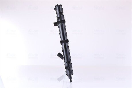 Радиатор охлаждения двигателя nissens 63925