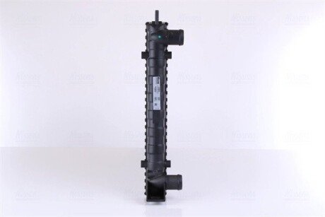 Радиатор охлаждения двигателя nissens 63993