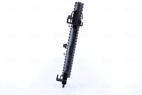 Радиатор охлаждения двигателя nissens 64106