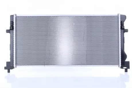 Радиатор охлаждения двигателя nissens 64106